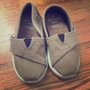 Toddler Toms